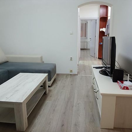 Premium Square Apartment Скопье Экстерьер фото