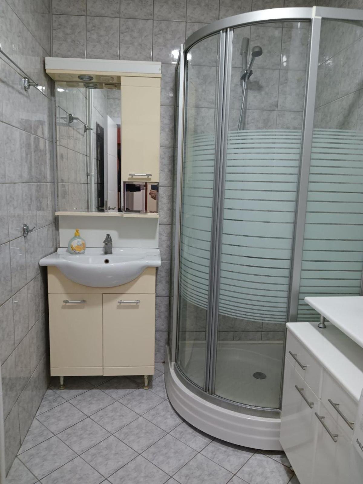 Premium Square Apartment Скопье Экстерьер фото